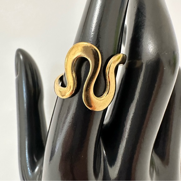 18K Gold Plated Wave Geometric Open Ring - Picture 1 of 4